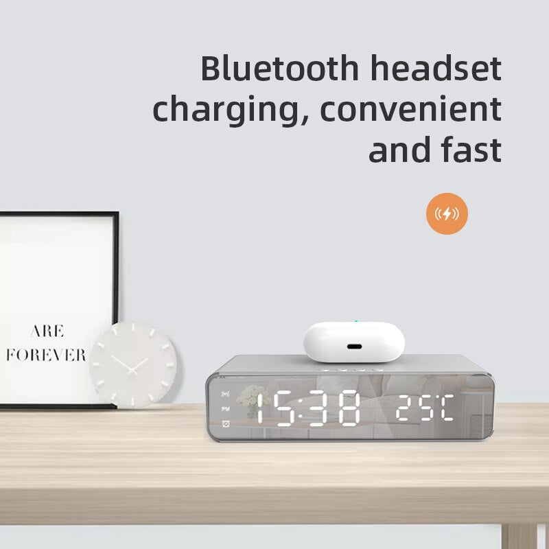 SnapMag Wireless Charging Clock