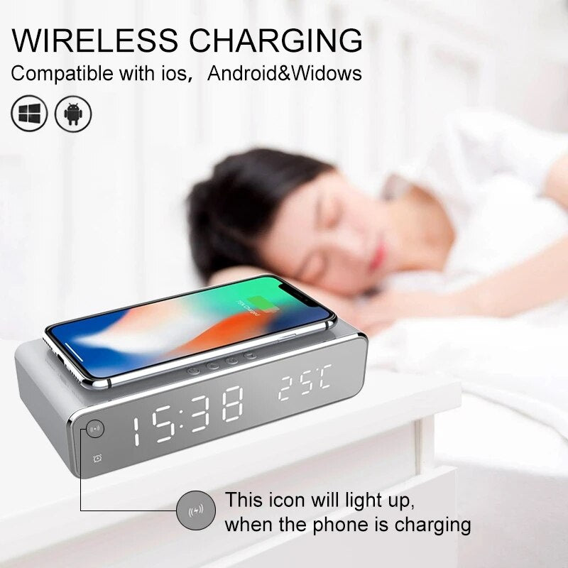 SnapMag Wireless Charging Clock